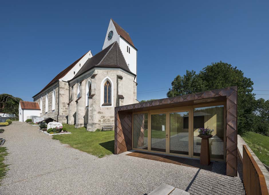 Bild zum Projekt Aussegnungshalle und Gemeindehaus in Theinselberg